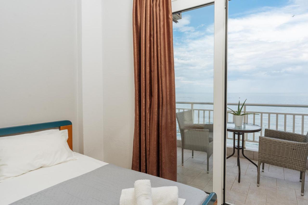 Hotel Galaxias Paralía Eksteriør billede